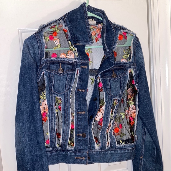 Floral Jean Jacket - Picture 1 of 4